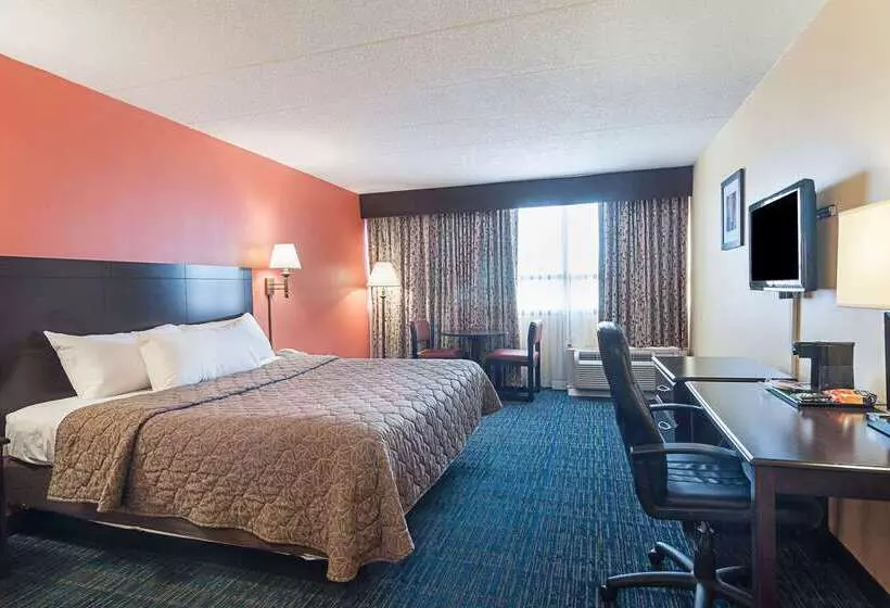 Отель Rodeway Inn Meadowlands