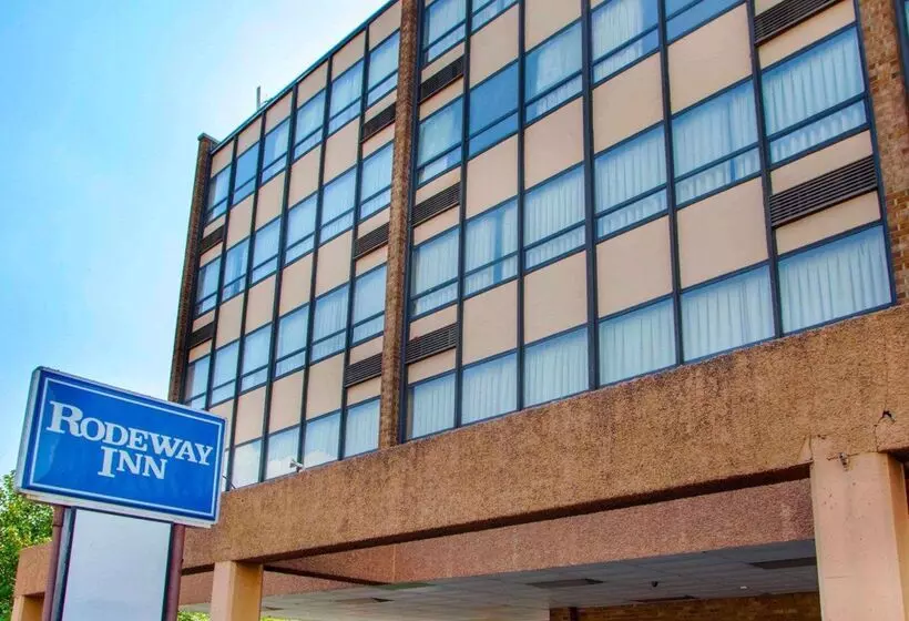 Отель Rodeway Inn Meadowlands