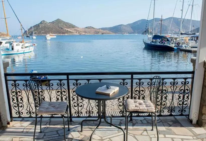 فندق Silver Beach