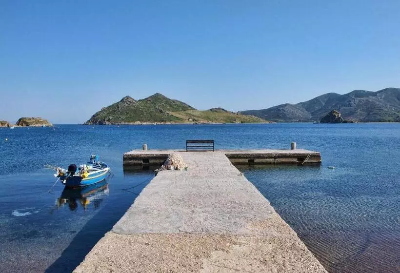 فندق Silver Beach