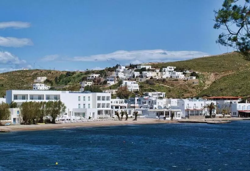 فندق Silver Beach