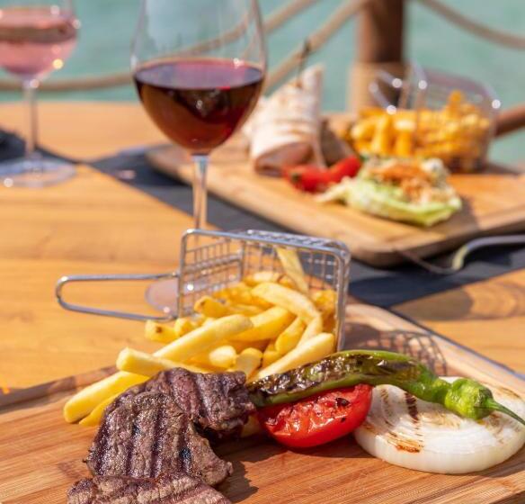 فندق Vita Bella Resort & Spa