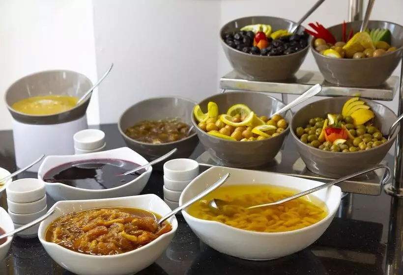 Отель Vita Bella Resort & Spa