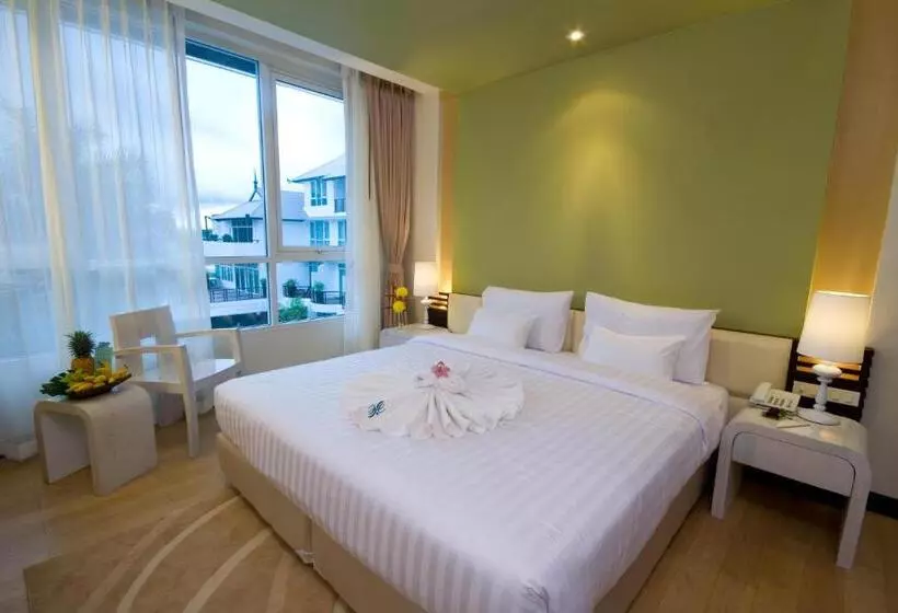 A Te Chumphon Hotel   Sha Plus