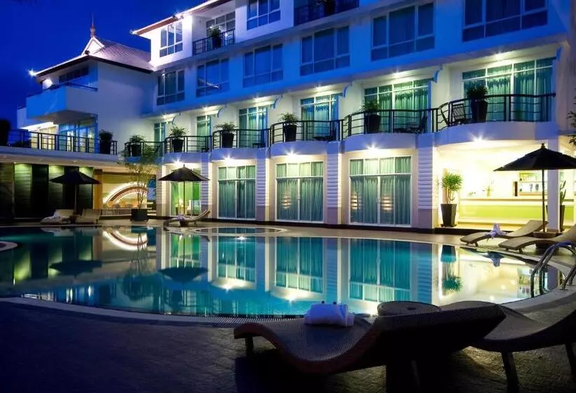 A Te Chumphon Hotel   Sha Plus