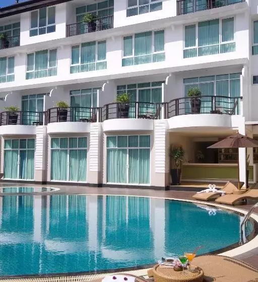 A Te Chumphon Hotel   Sha Plus