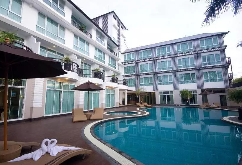 A Te Chumphon Hotel   Sha Plus