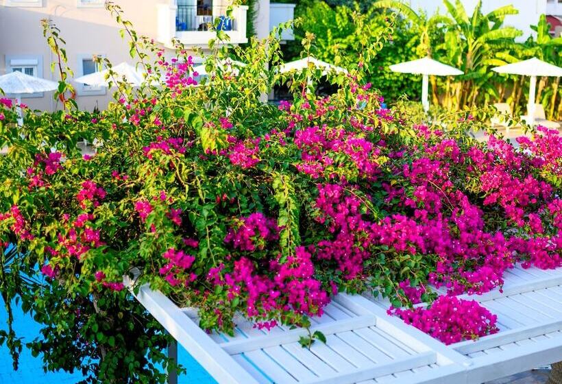 Peridis Family Resort