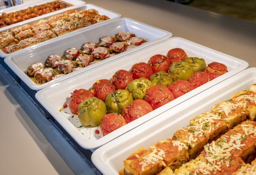 Peridis Family Resort