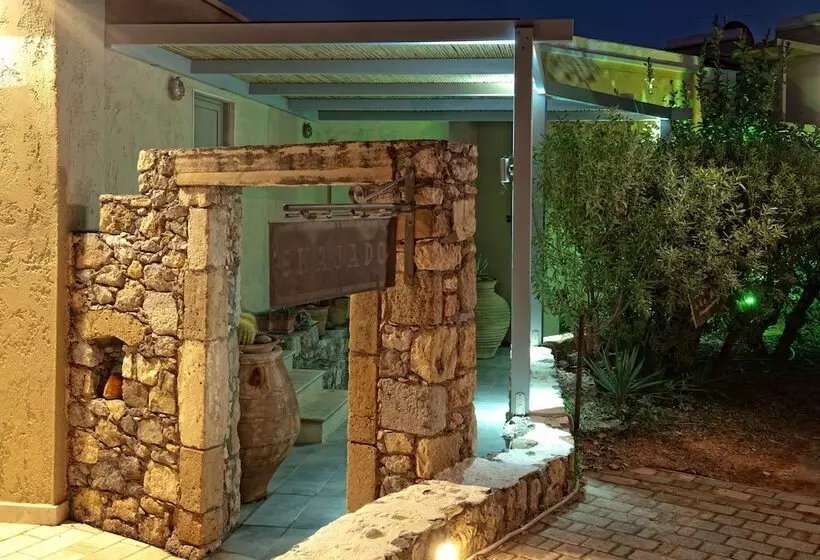 Skajado Holiday Apartments