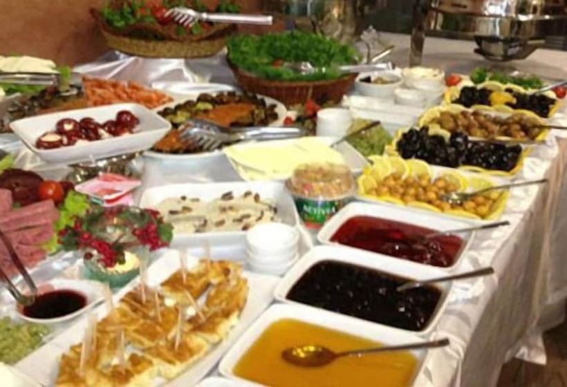 The Room Hotel & Apartments