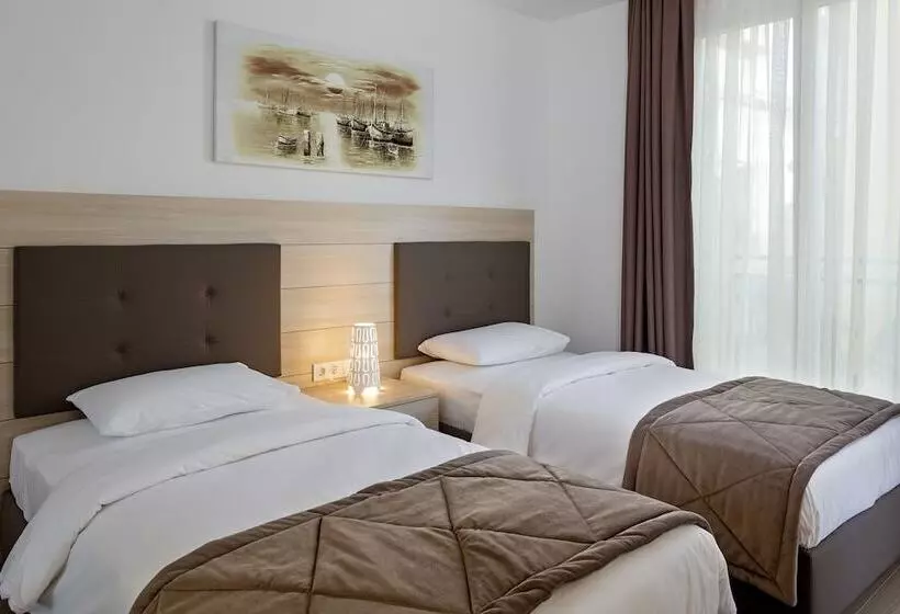 The Room Hotel & Apartments