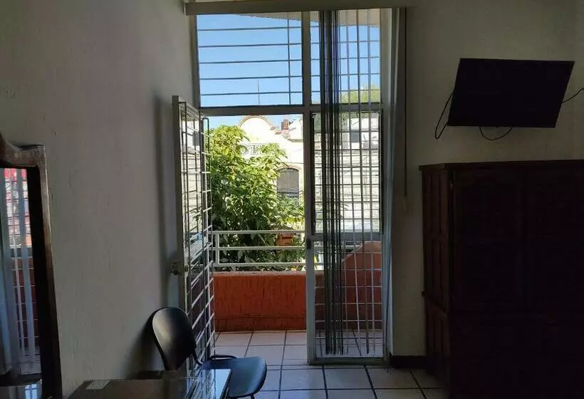 ホテル Hostal Herencia