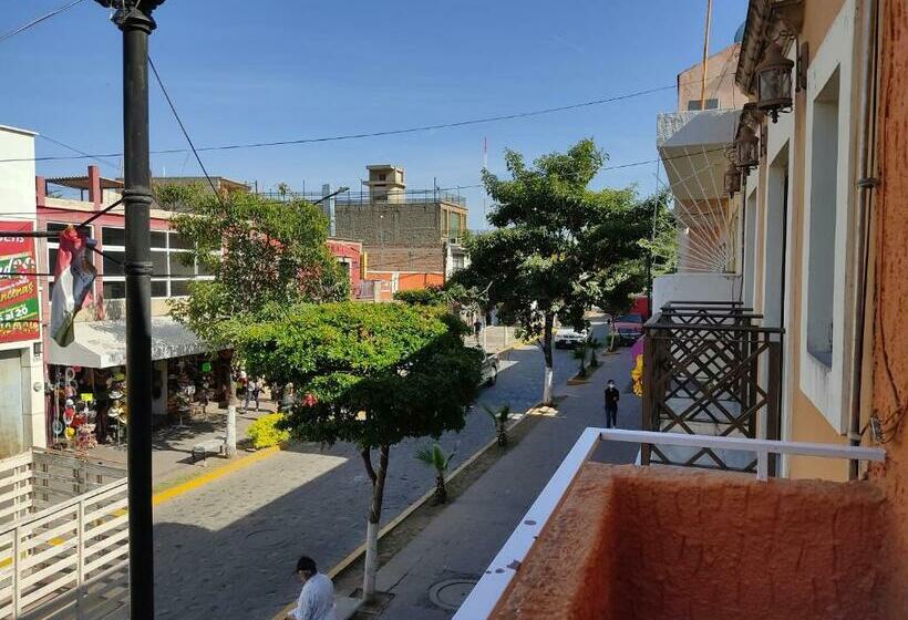 Hotel Hostal Herencia