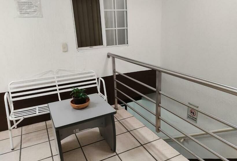 Hotel Hostal Herencia