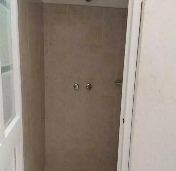 ホテル Hostal Herencia