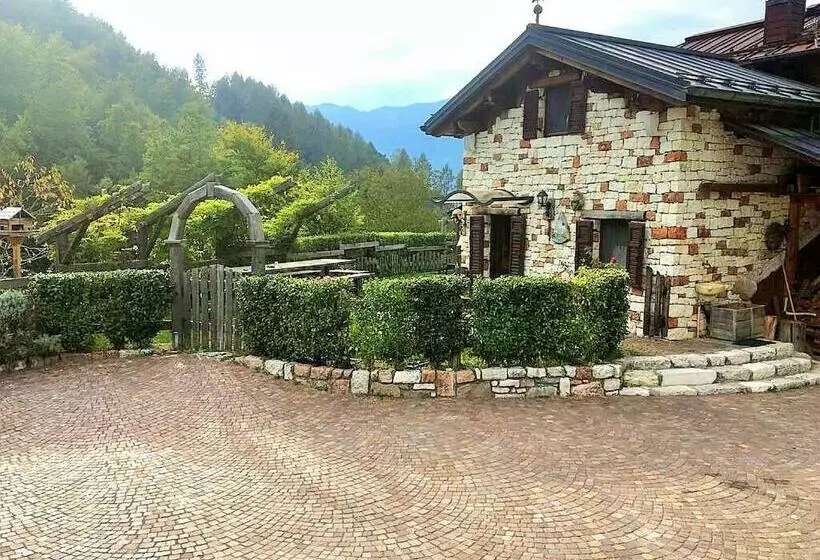 ペンション Baita Chalet Alabama