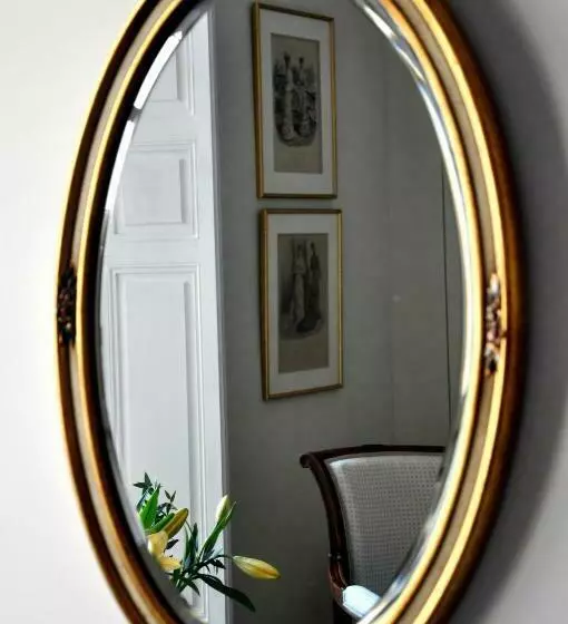 ベッドアンドブレックファースト Chambre De Flore