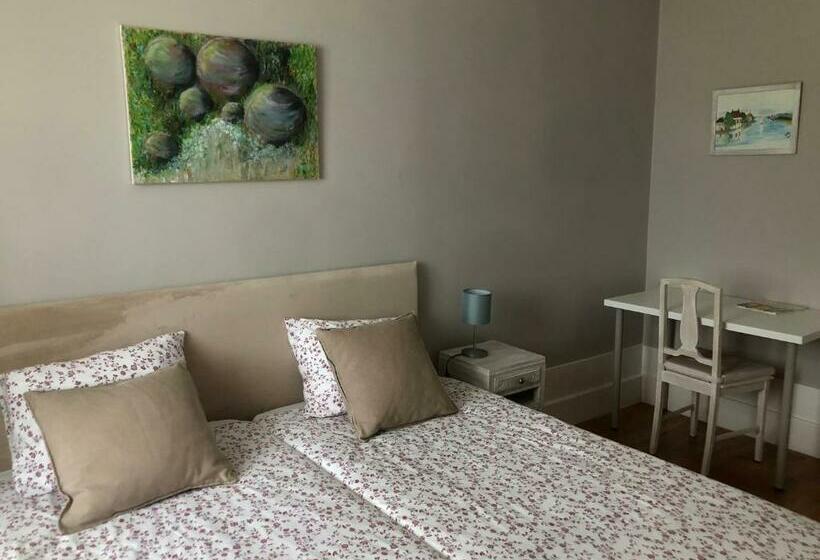 پانسیون Casa De Carrapatelo