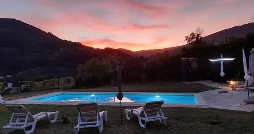 Majatalo Casa De Carrapatelo