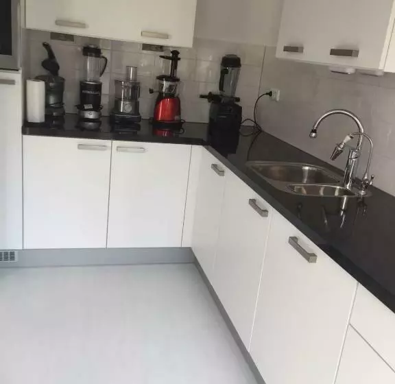 ペンション Cozy Room In Residential Alkmaar