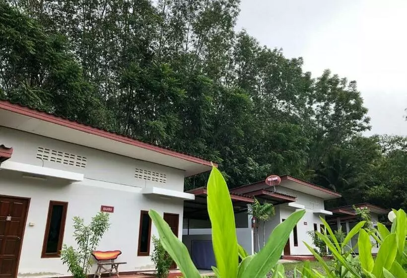 پانسیون Thanathorn Guesthouse