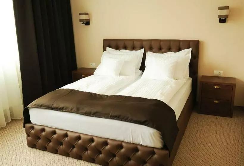 ペンション Vine Rooms