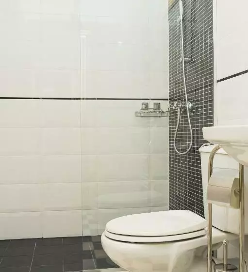 ペンション Vine Rooms