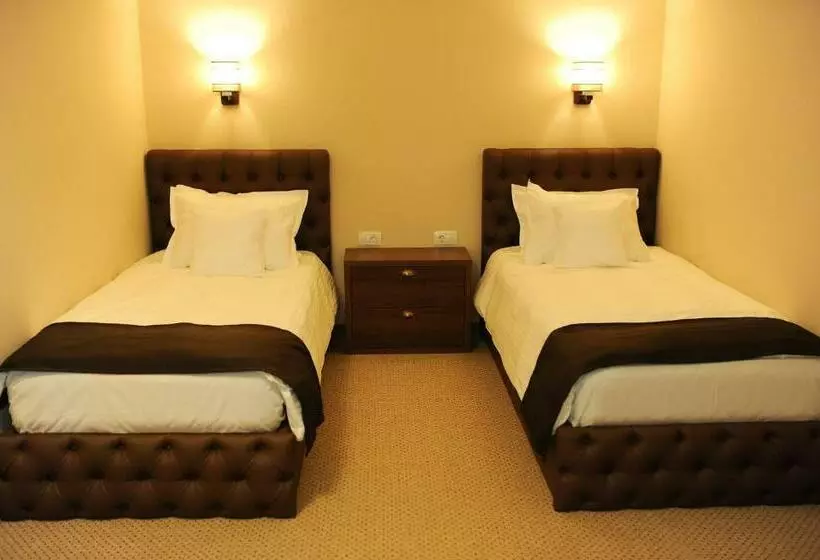 ペンション Vine Rooms