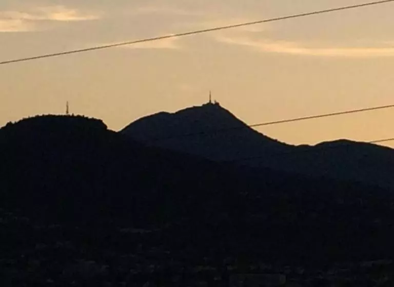 Aamiaismajoitus (B&B) Chambre D Hôtes The Yellow Cube