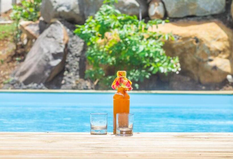 پانسیون Amour Deshaies