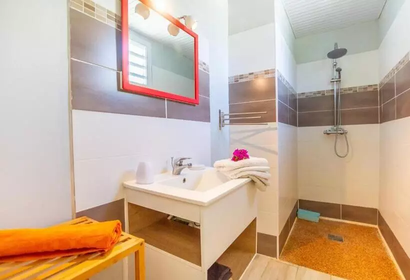 پانسیون Amour Deshaies