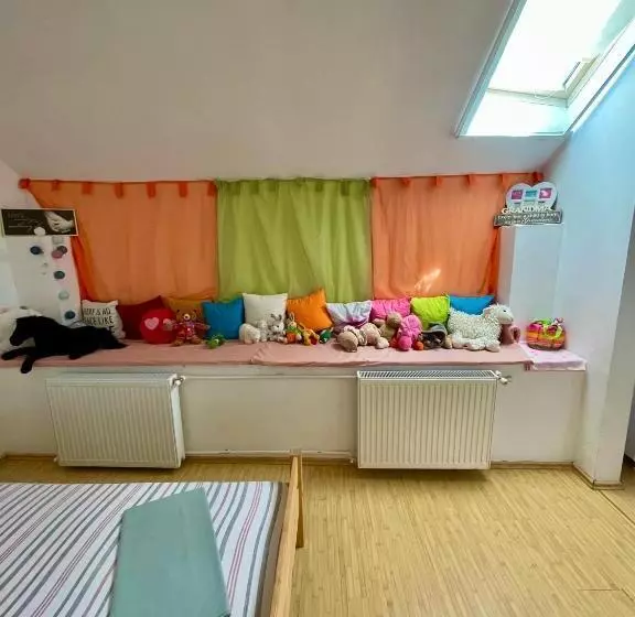 پانسیون Casa Trandafirilor