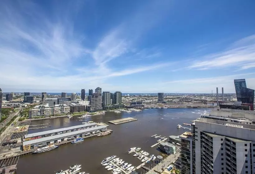 Apartments Melbourne Domain New Quay Docklands