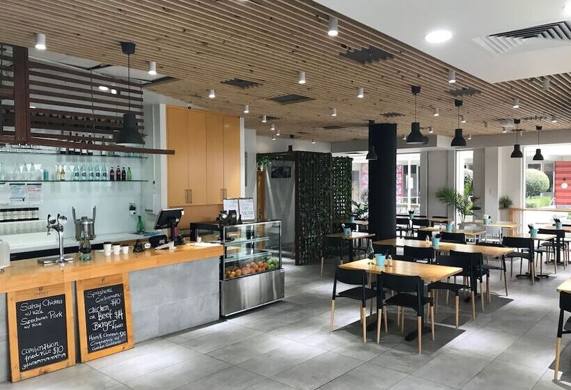 Apartments Melbourne Domain   New Quay Docklands