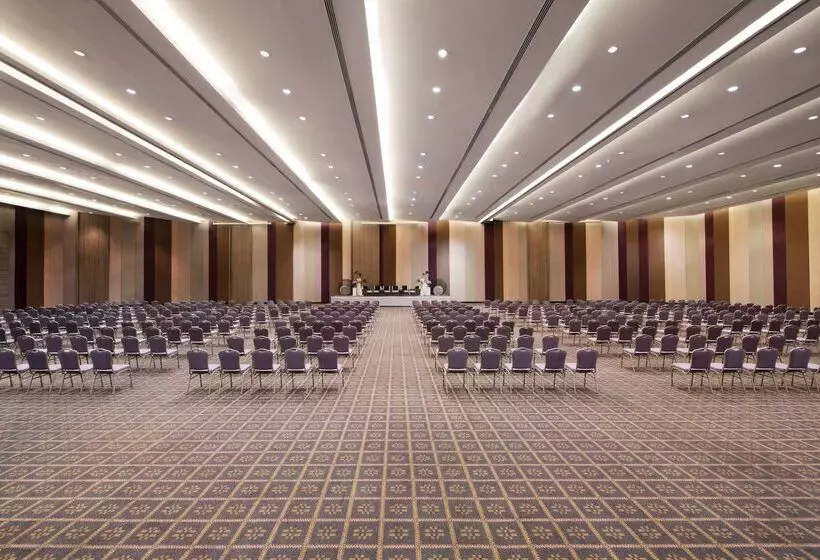 Avani Khon Kaen Hotel & Convention Centre