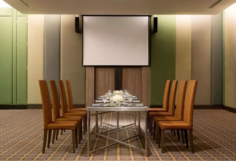 Avani Khon Kaen Hotel & Convention Centre