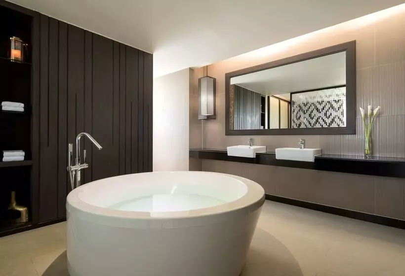 Avani Khon Kaen Hotel & Convention Centre