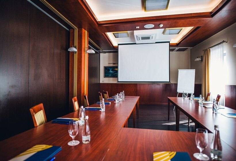 בית מלון כפרי Admirał