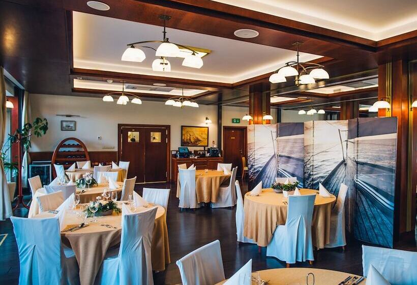 בית מלון כפרי Admirał