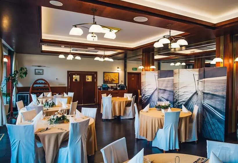 בית מלון כפרי Admirał