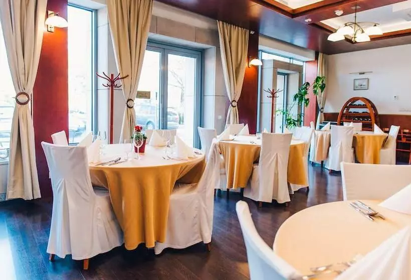 בית מלון כפרי Admirał