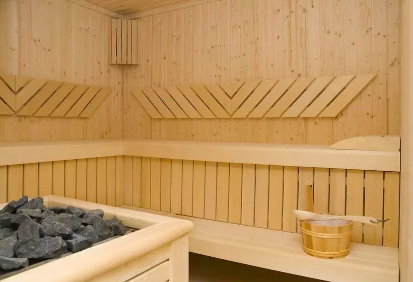 בית מלון כפרי Admirał