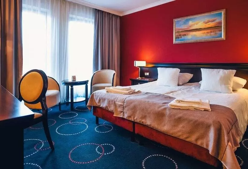 בית מלון כפרי Admirał