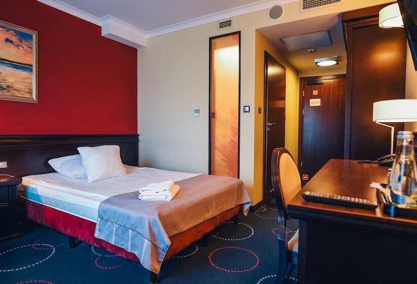 בית מלון כפרי Admirał