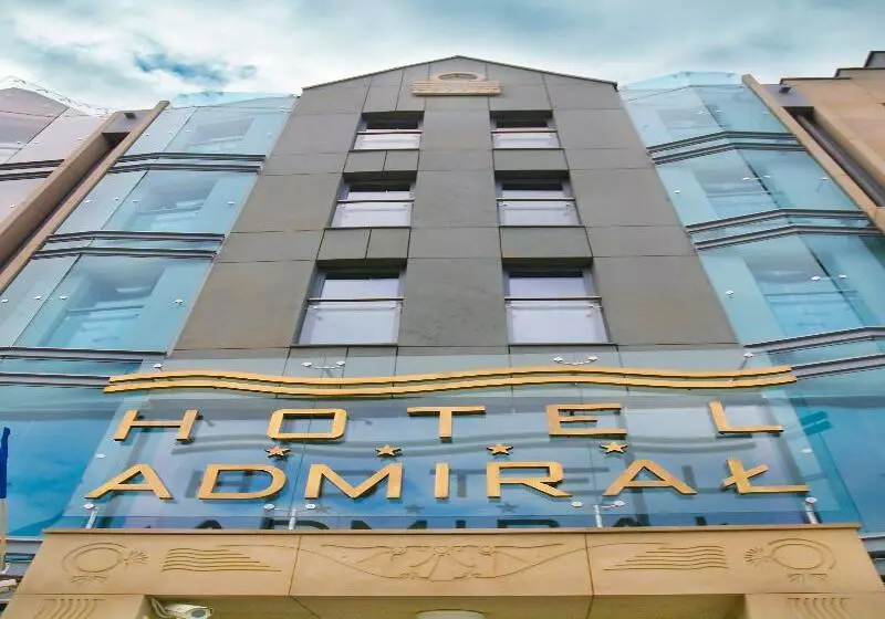 בית מלון כפרי Admirał