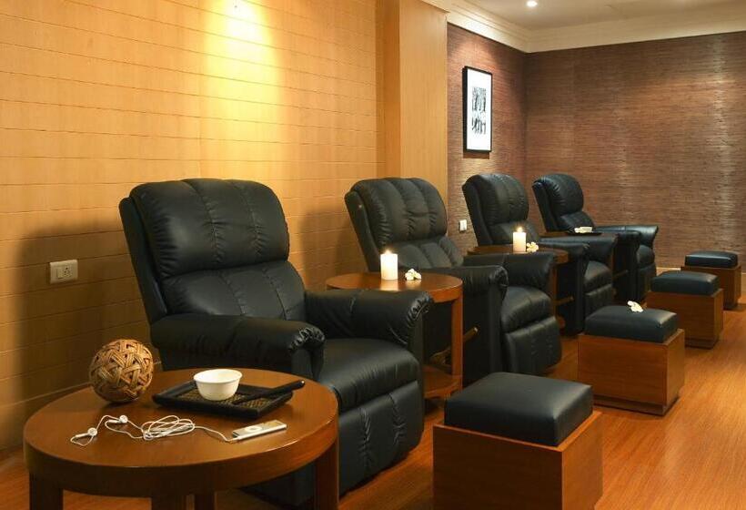 Ellaa Hotel Gachibowli