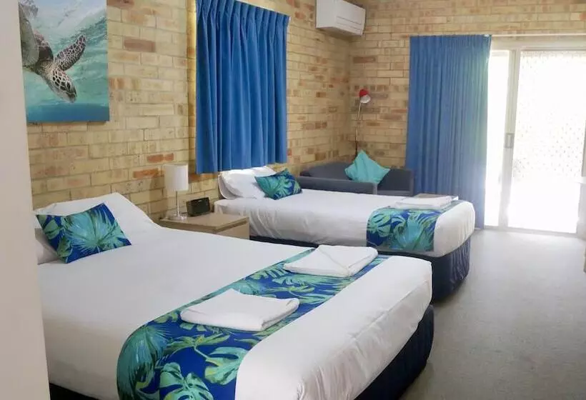 בית מלון כפרי Emeraldene Inn & Eco-lodge