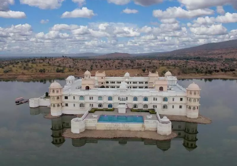 酒店 Jüsta Lake Nahargarh Palace, Chittorgarh