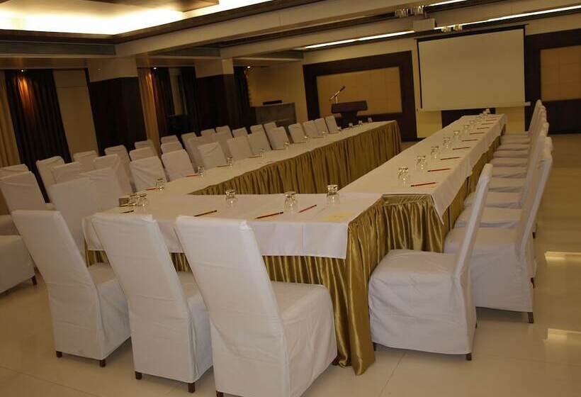 هتل Kapila Business